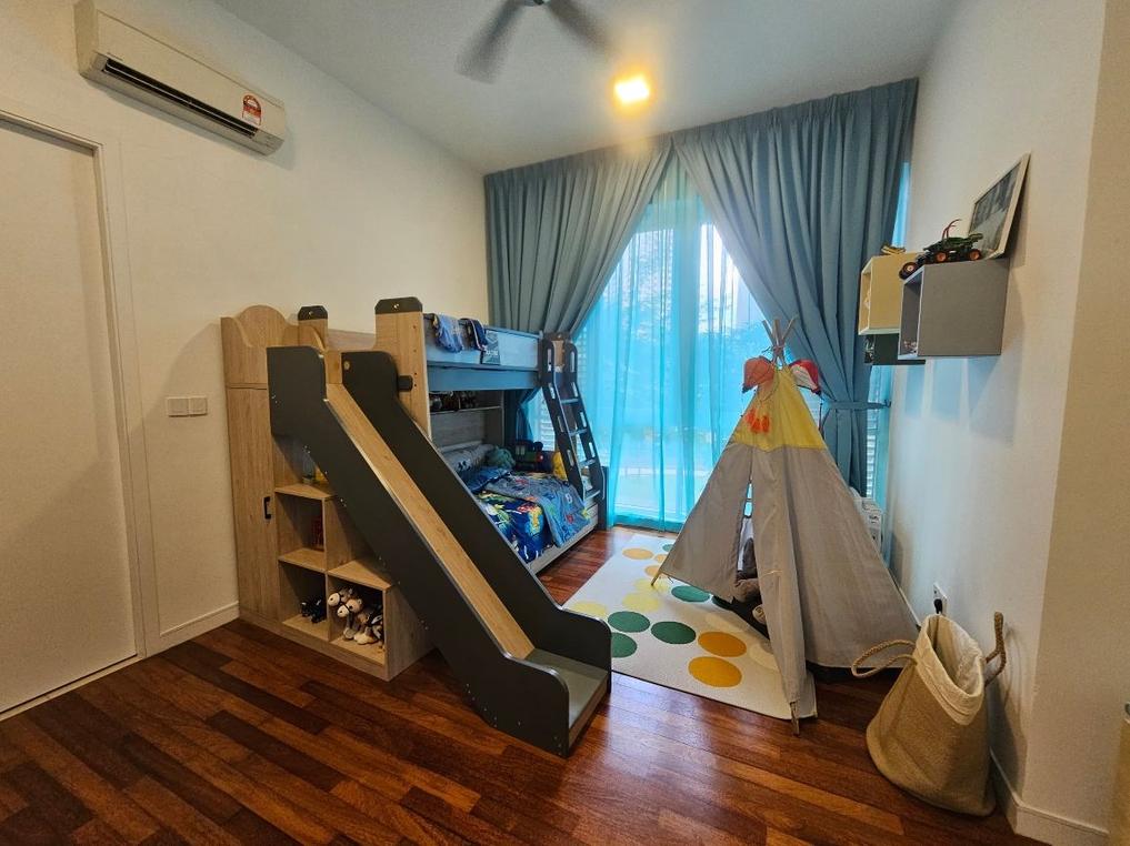 Pavilion Hilltop (Subsale)