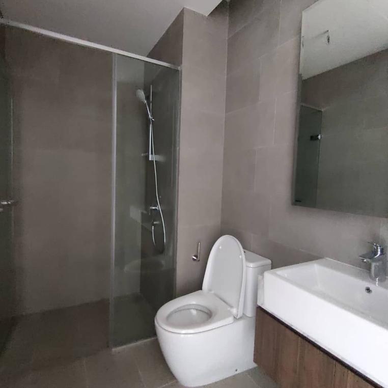 Aira Residence (Subsale)