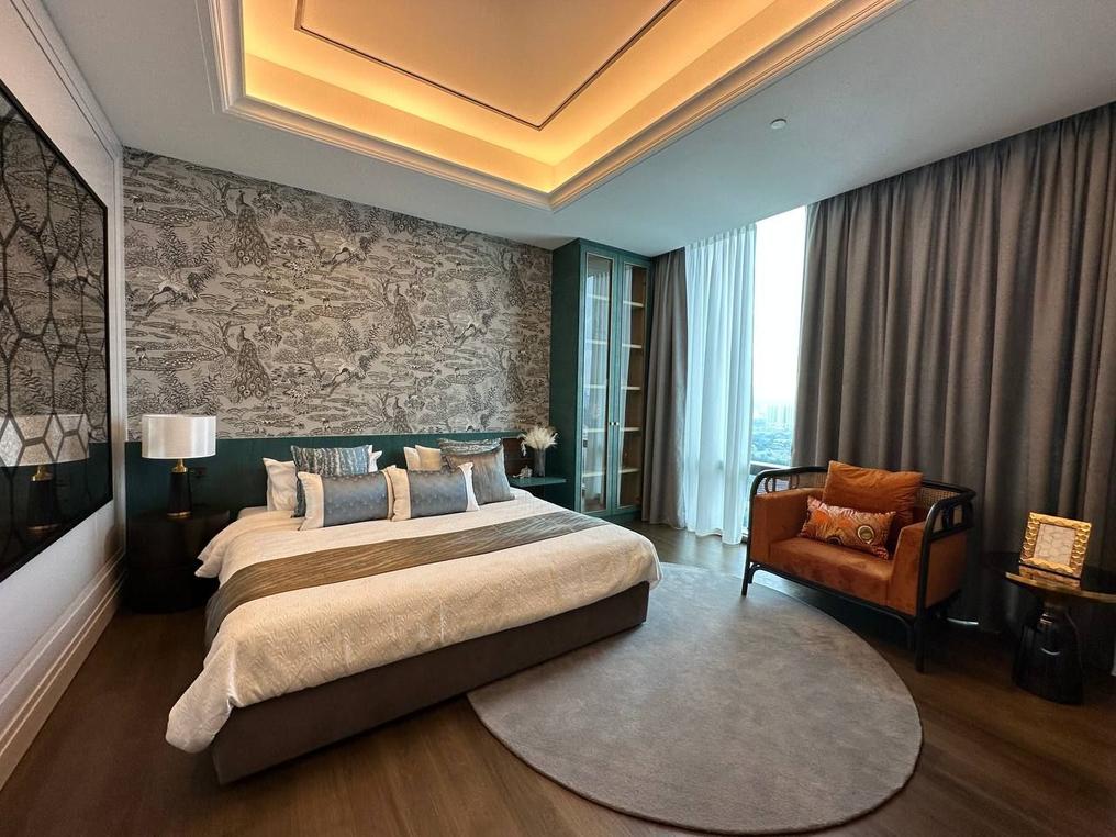 St Regis (Subsale)