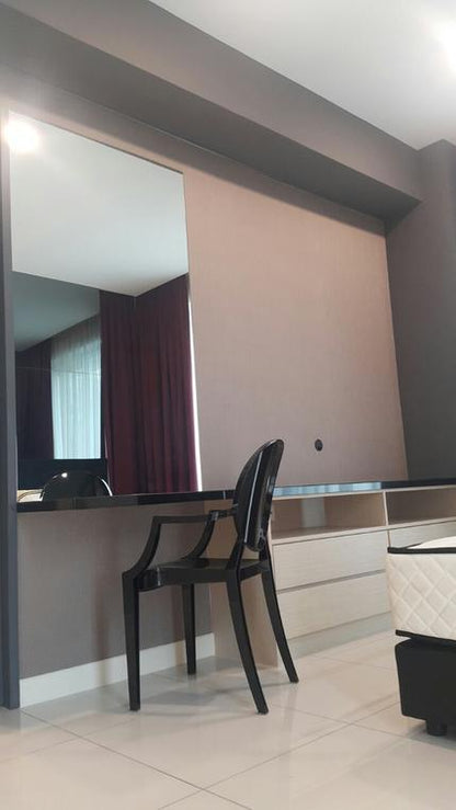 Uptown Residences (Subsale)