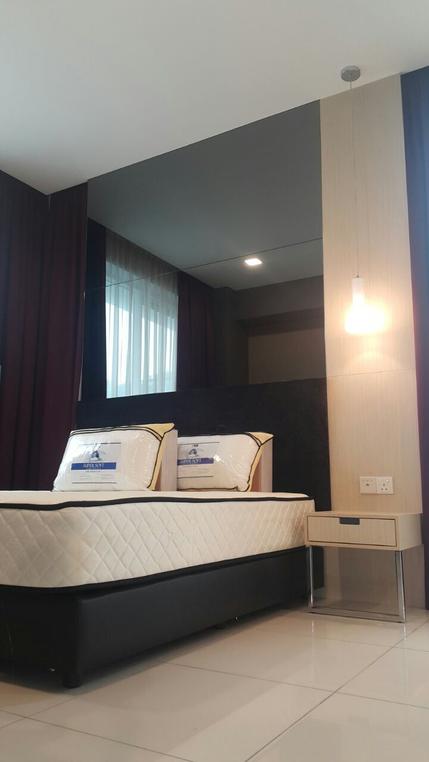 Uptown Residences (Subsale)