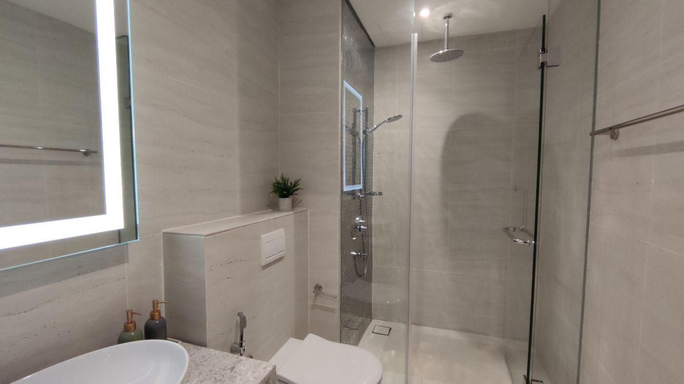 Star Residences Two (Subsale)