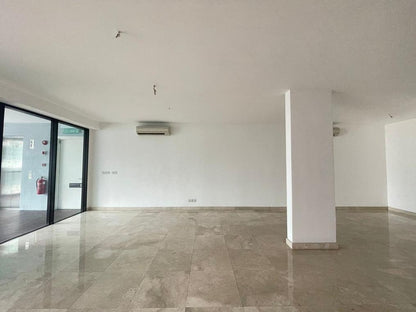 Sastra U-Thant (Subsale)