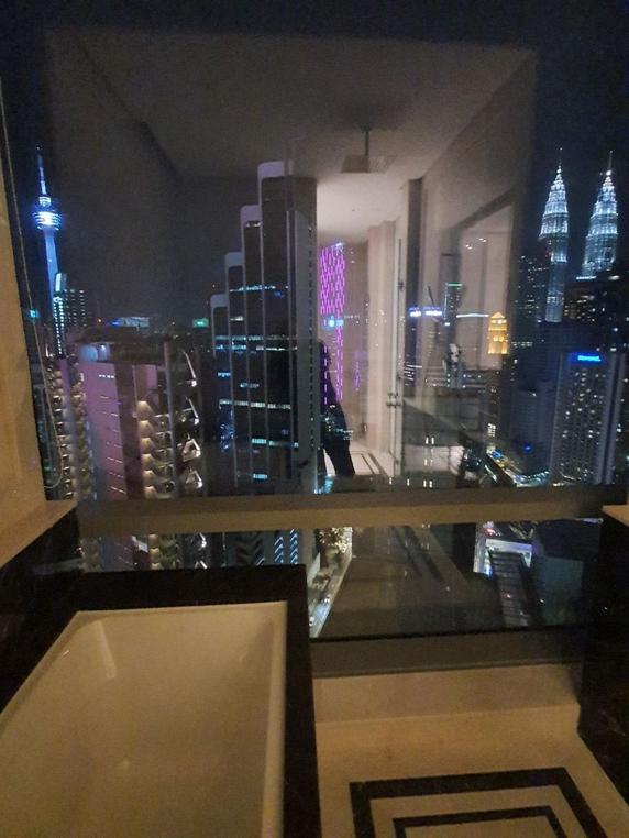 Pavilion Suites (Subsale)