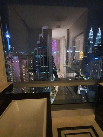 Pavilion Suites (Subsale)